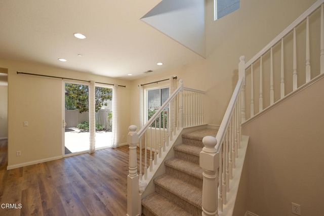 326 Lakeview Court, Oxnard, CA 93036