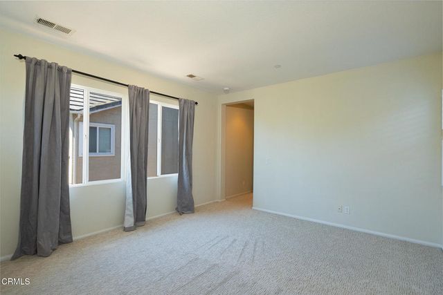 326 Lakeview Court, Oxnard, CA 93036