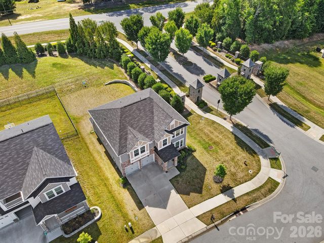 3322 Helmsley Court, Concord, NC 28027