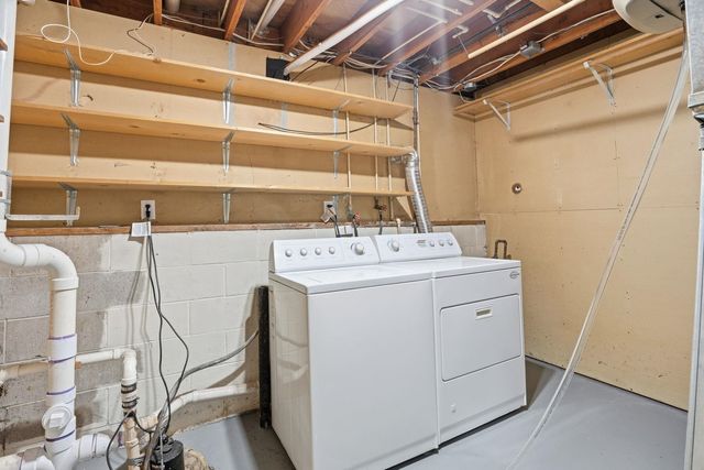 314 Wilshire Drive, Colona, IL 61241