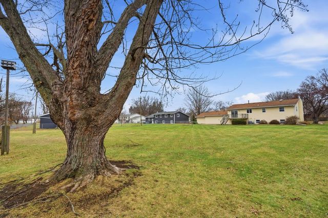 314 Wilshire Drive, Colona, IL 61241