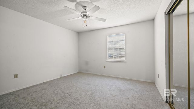 522 W Amanda Avenue, Foley, AL 36535