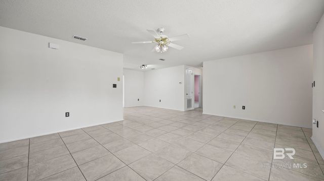 522 W Amanda Avenue, Foley, AL 36535