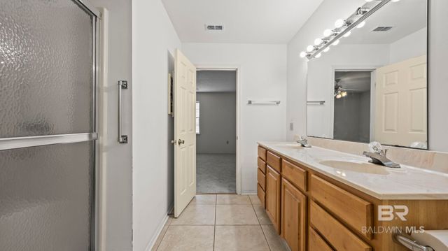 522 W Amanda Avenue, Foley, AL 36535