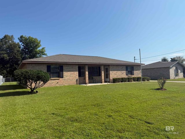 522 W Amanda Avenue, Foley, AL 36535