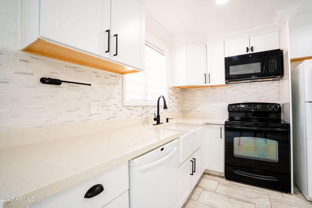 6565 N 19TH Avenue 27, Phoenix, AZ 85015