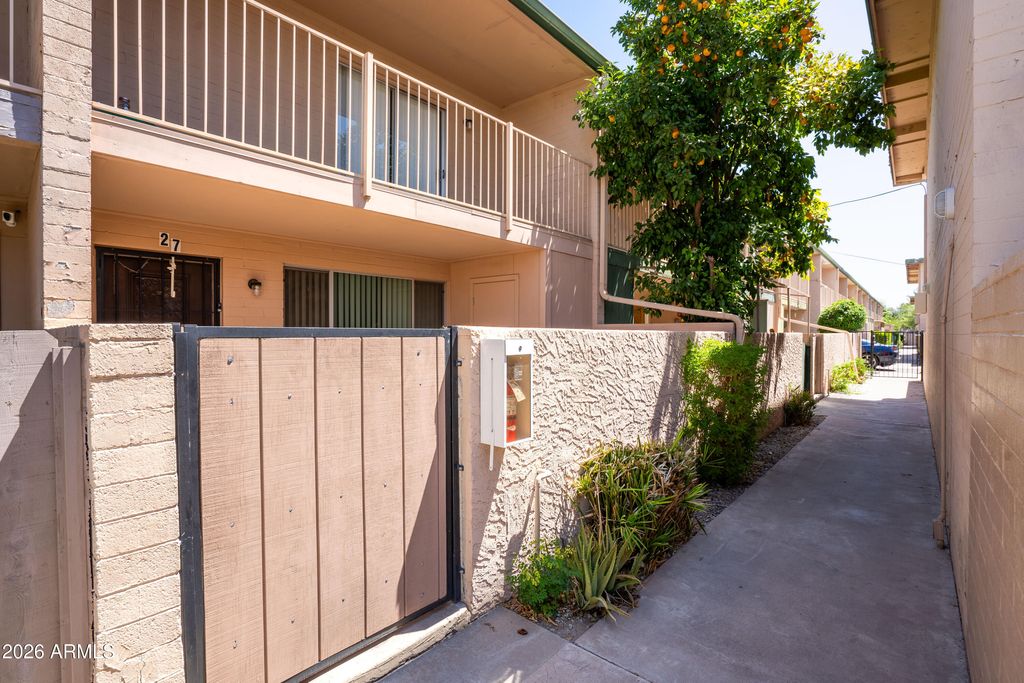 6565 N 19TH Avenue 27, Phoenix, AZ 85015