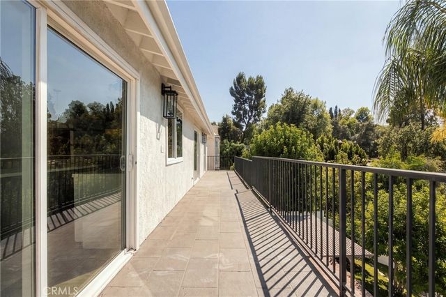 4825 Galendo Street, Woodland Hills, CA 91364