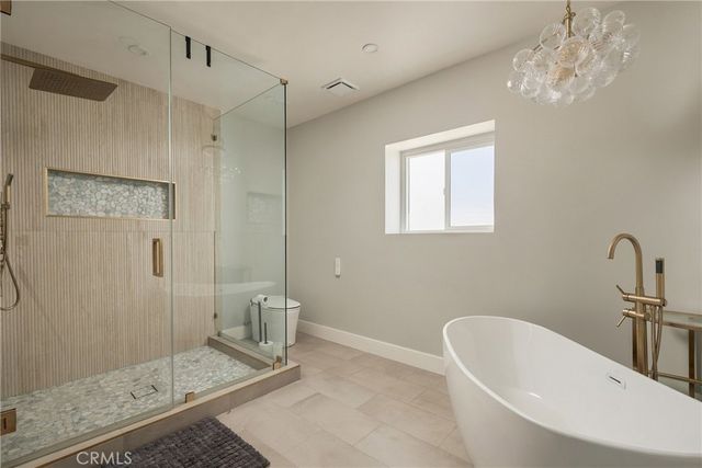 4825 Galendo Street, Woodland Hills, CA 91364