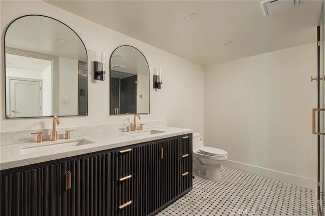 4825 Galendo Street, Woodland Hills, CA 91364