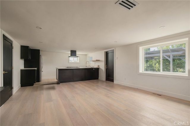 4825 Galendo Street, Woodland Hills, CA 91364