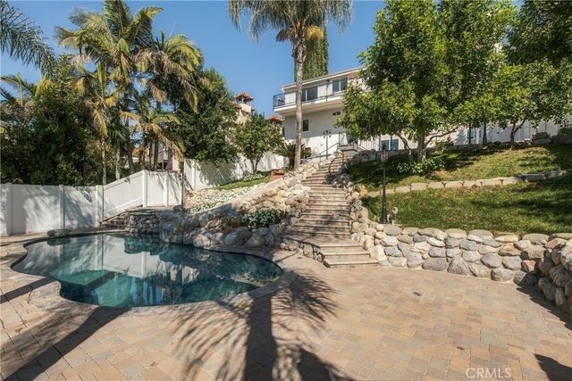4825 Galendo Street, Woodland Hills, CA 91364