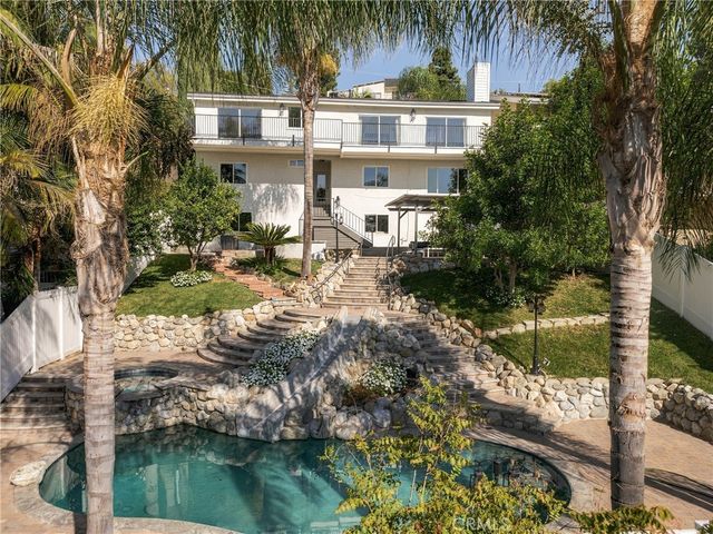 4825 Galendo Street, Woodland Hills, CA 91364