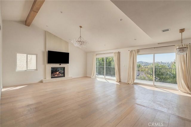 4825 Galendo Street, Woodland Hills, CA 91364