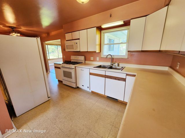 3430 Northwood Place, Saginaw, MI 48603