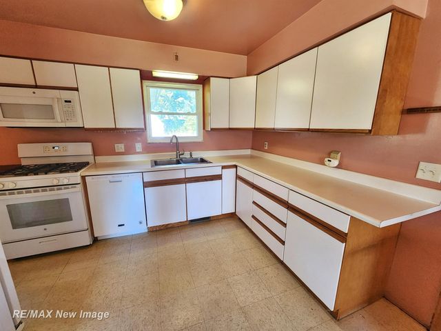 3430 Northwood Place, Saginaw, MI 48603