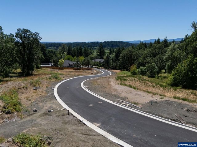 3723 NW Goldfinch Dr, Corvallis, OR 97330