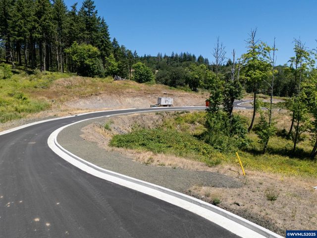 3723 NW Goldfinch Dr, Corvallis, OR 97330