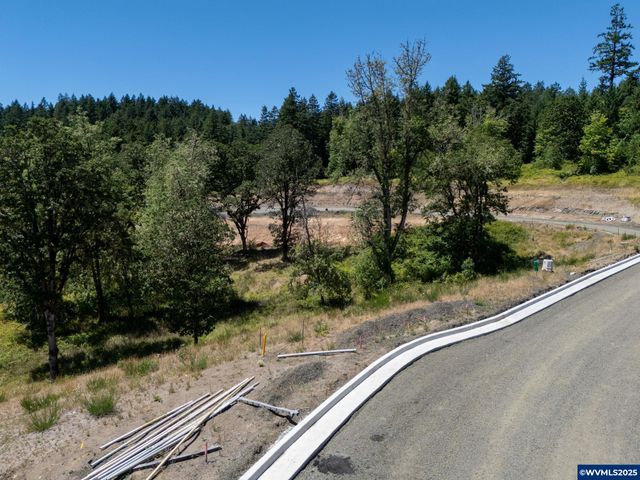 3723 NW Goldfinch Dr, Corvallis, OR 97330