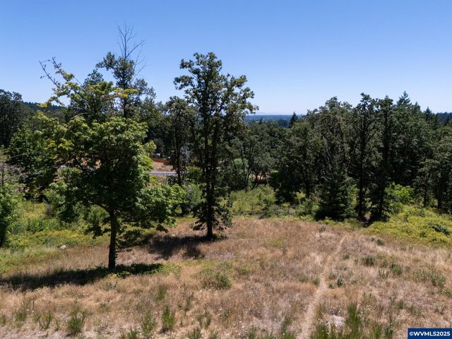 3723 NW Goldfinch Dr, Corvallis, OR 97330