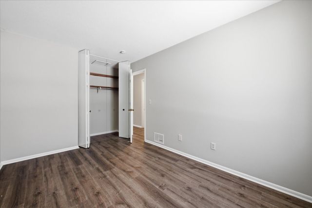 10664 Hollywood Boulevard NW, Coon Rapids, MN 55433