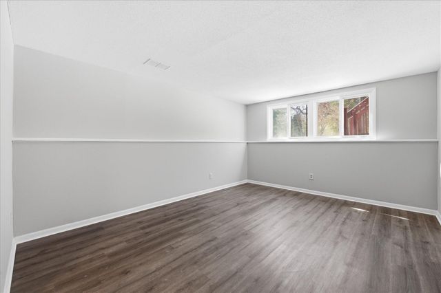 10664 Hollywood Boulevard NW, Coon Rapids, MN 55433