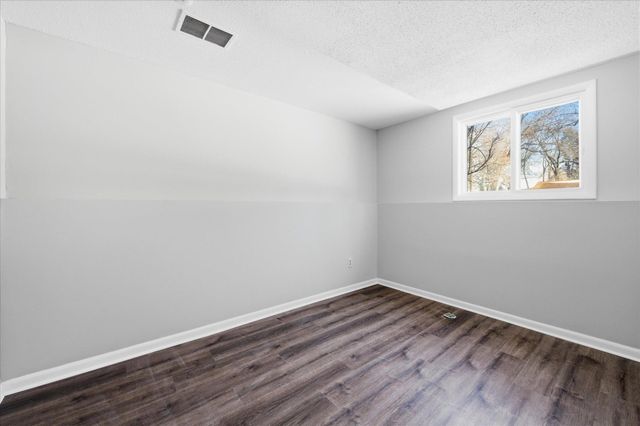 10664 Hollywood Boulevard NW, Coon Rapids, MN 55433