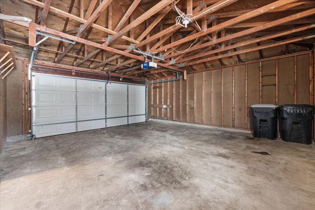 10664 Hollywood Boulevard NW, Coon Rapids, MN 55433