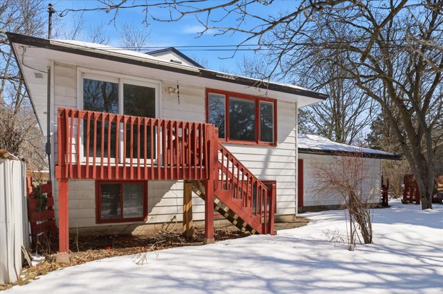 10664 Hollywood Boulevard NW, Coon Rapids, MN 55433