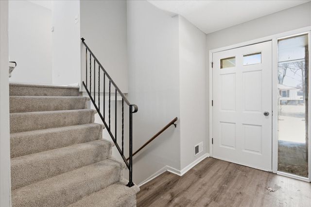 10664 Hollywood Boulevard NW, Coon Rapids, MN 55433