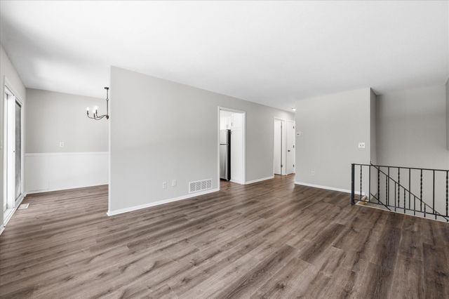 10664 Hollywood Boulevard NW, Coon Rapids, MN 55433