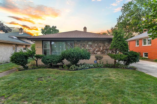 10220 S Kostner Avenue, Oak Lawn, IL 60453