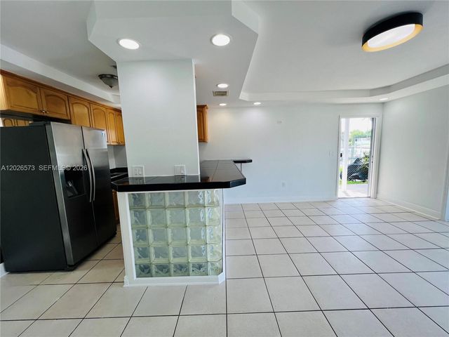 2033 Calais Drive 5, Miami Beach, FL 33141