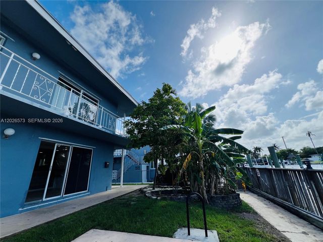 2033 Calais Drive 5, Miami Beach, FL 33141