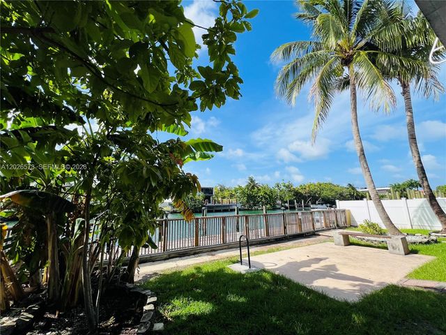 2033 Calais Drive 5, Miami Beach, FL 33141
