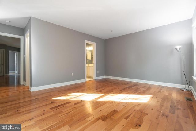 104 BUCKSFIELD RD #104, Gaithersburg, MD 20878