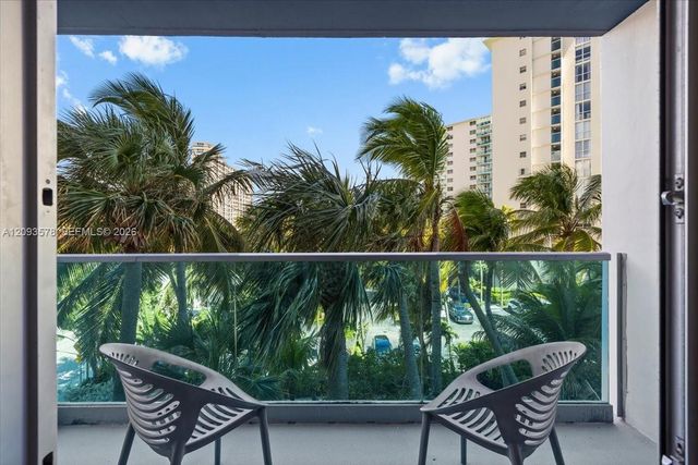 4001 S Ocean Drive 4C, Hollywood, FL 33019
