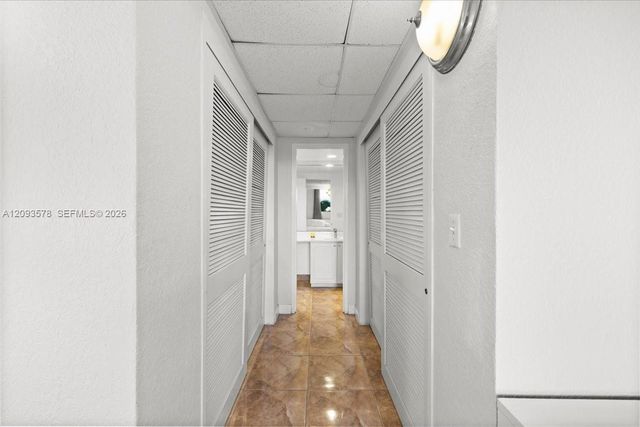 4001 S Ocean Drive 4C, Hollywood, FL 33019
