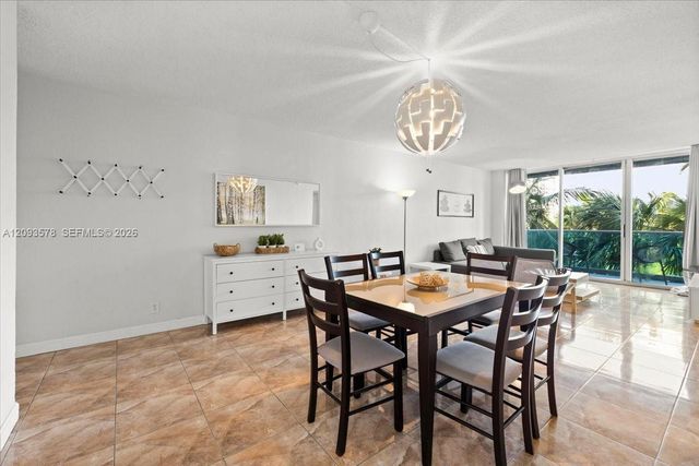 4001 S Ocean Drive 4C, Hollywood, FL 33019