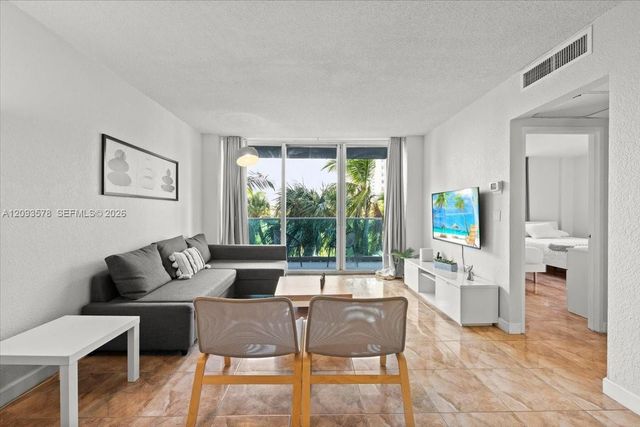 4001 S Ocean Drive 4C, Hollywood, FL 33019