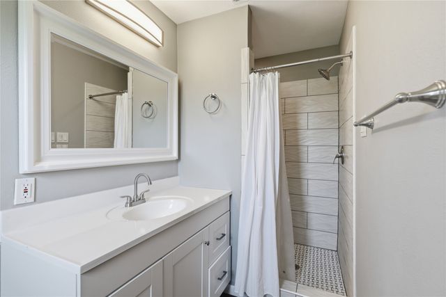 5605 Morley Avenue, Fort Worth, TX 76133