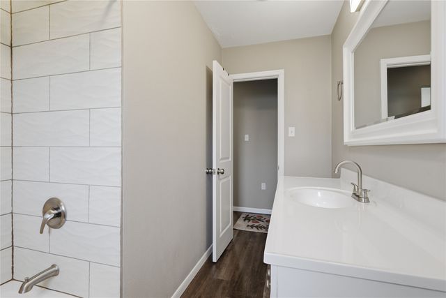 5605 Morley Avenue, Fort Worth, TX 76133