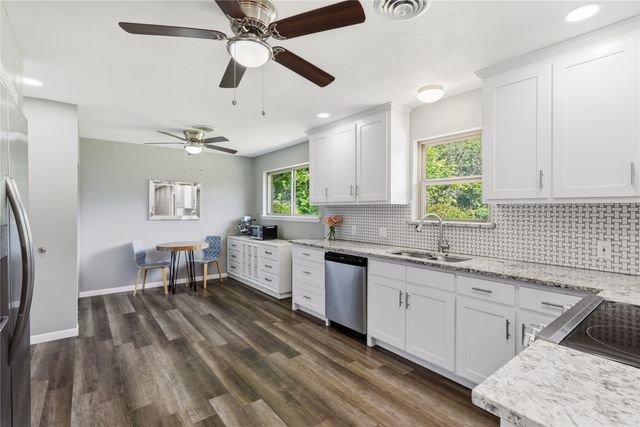 5605 Morley Avenue, Fort Worth, TX 76133