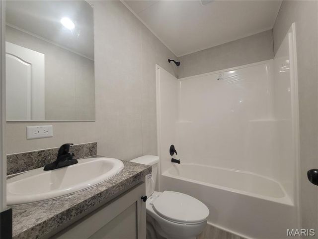 130 Madison Rene Avenue, Moscow Mills, MO 63362