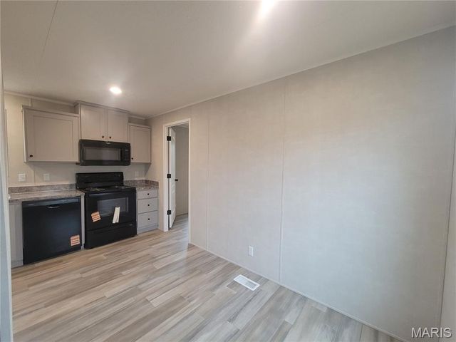 130 Madison Rene Avenue, Moscow Mills, MO 63362