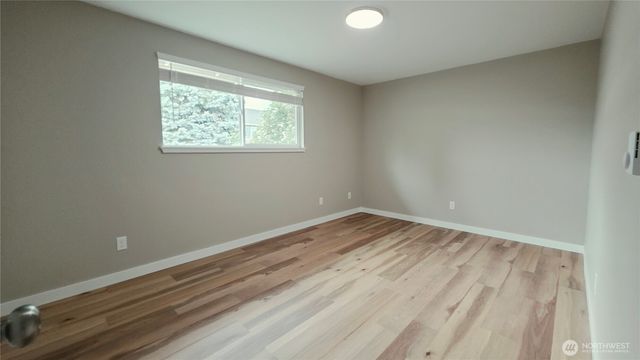 903 31st Street NE, Auburn, WA 98002