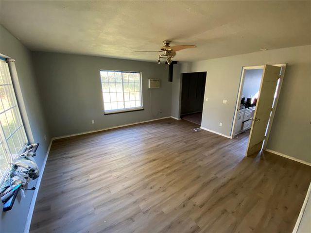 614 Cinderwood Court, Tuttle, OK 73089