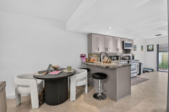 1330 NW 13TH Street 16, Boca Raton, FL 33486