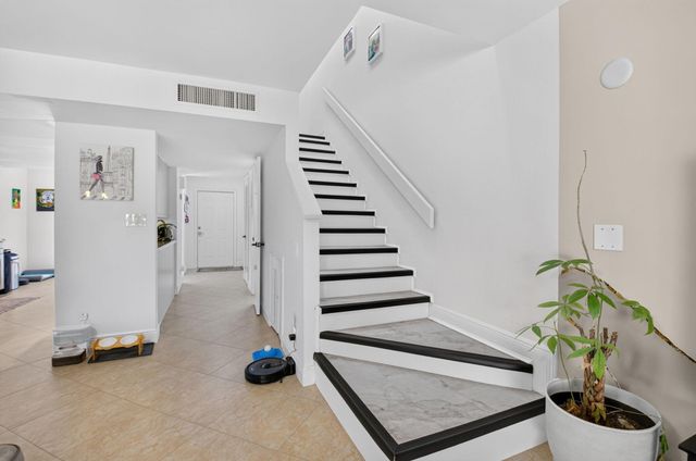 1330 NW 13TH Street 16, Boca Raton, FL 33486