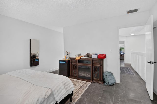 1330 NW 13TH Street 16, Boca Raton, FL 33486
